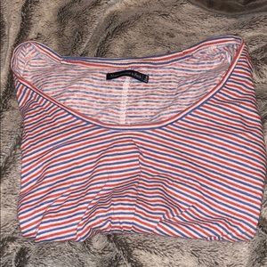 loose t-shirt with knot